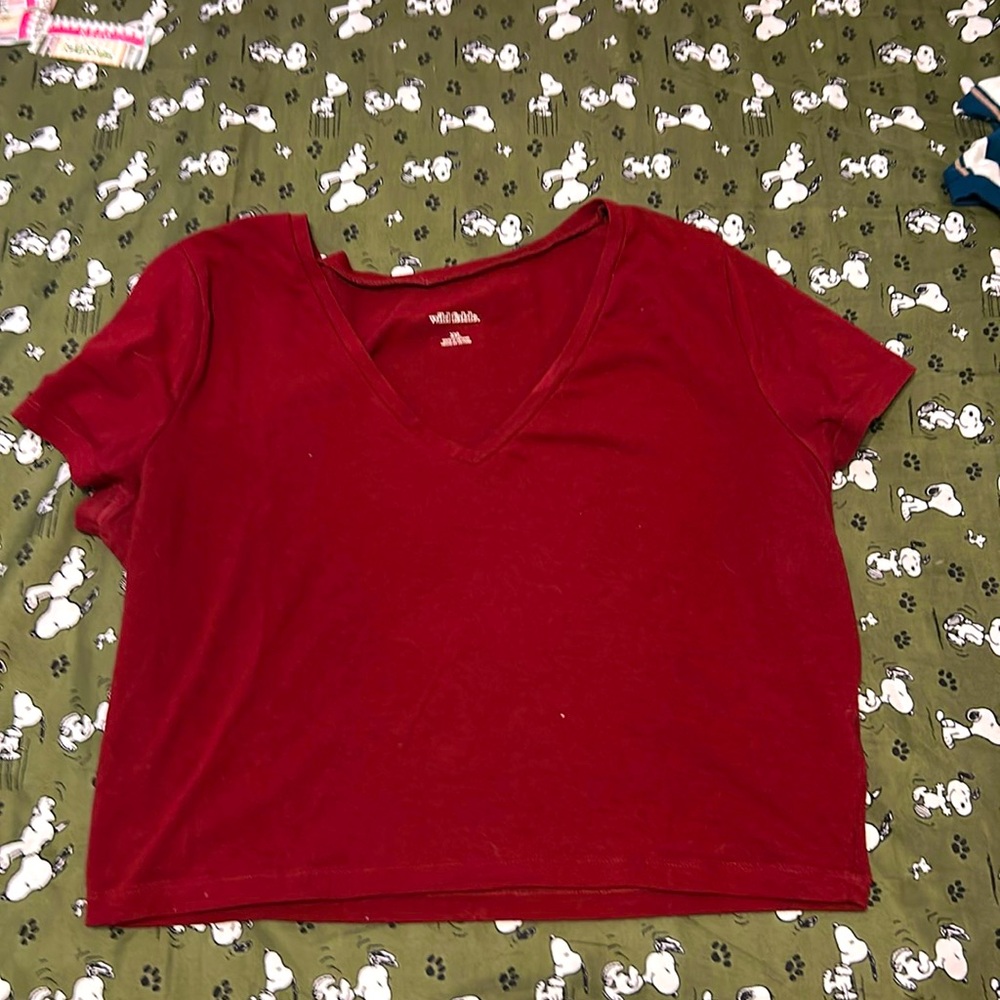 Red cropped top shirt